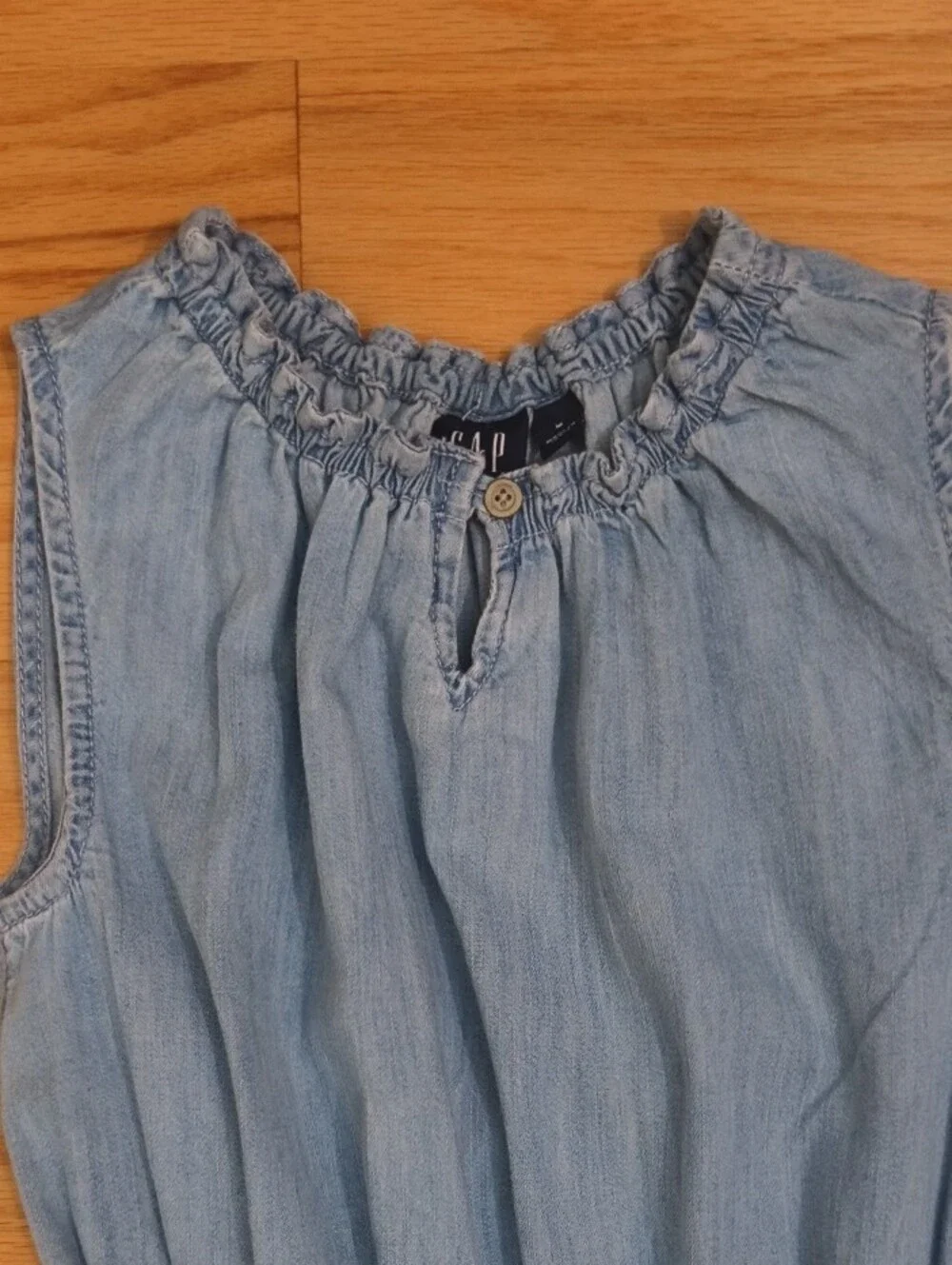 GAP Light Blue Chambray Sleeveless Girls Dress Size M 8/9 NWT